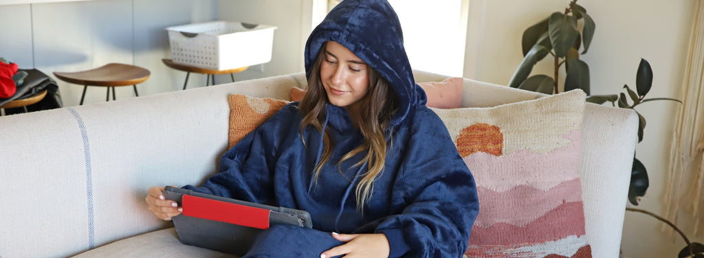 Fall in Love with Hoodie Blankets: The Easy and Elegant Solution for Fall Toasty