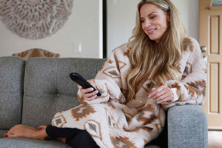 Plaid Oversized Single Layer Hoodie Blanket
