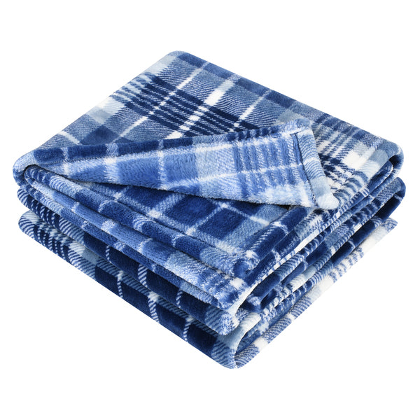Buffalo Plaid Throw Blanket for Summer close-up detail