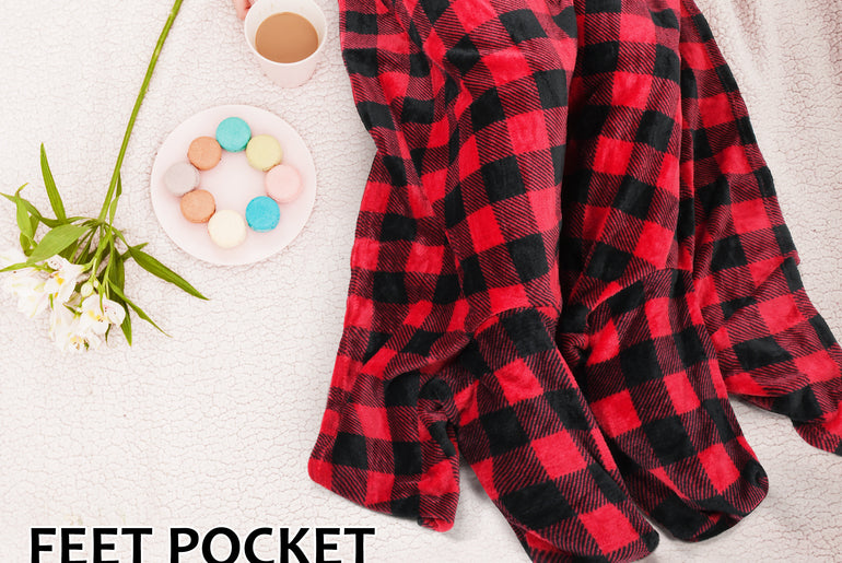 Fleece Wearable Travel Blanket with Foot Pockets