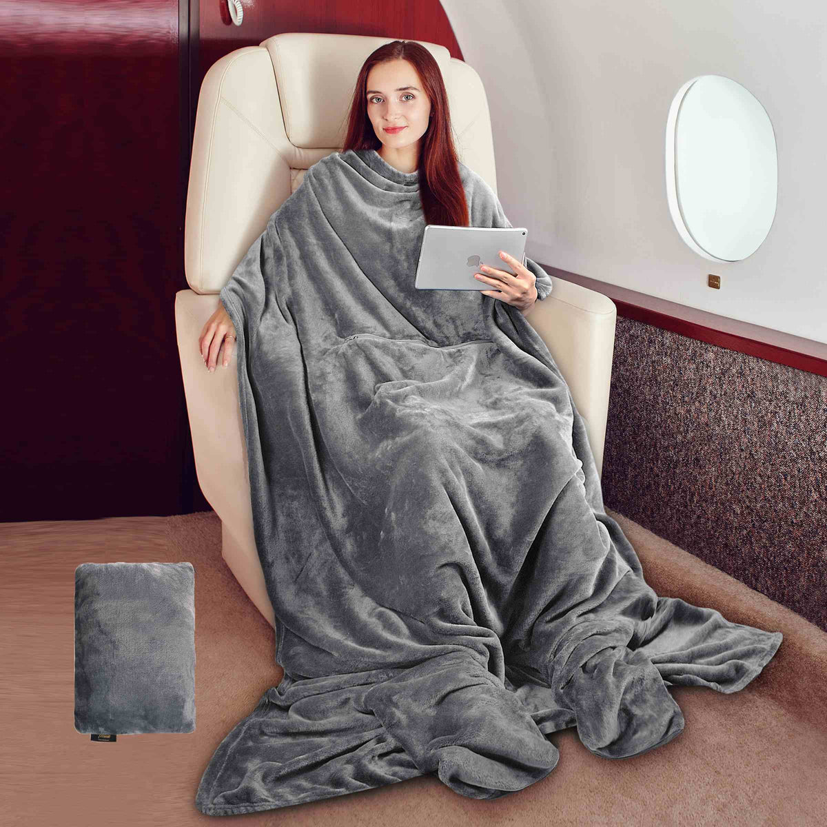 Fleece Travel Blanket with Foot Pockets