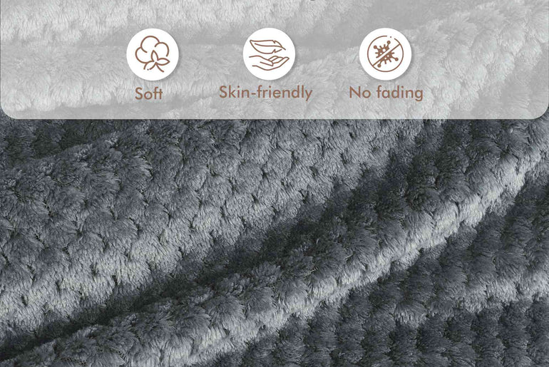 Tirrinia Honeycomb Fleece Travel Blanket with Foot Pockets