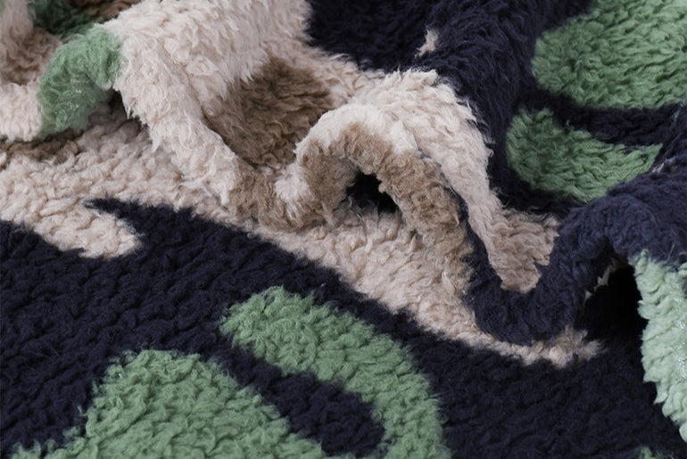Camo Sherpa Summer Throw Blanket product image 15