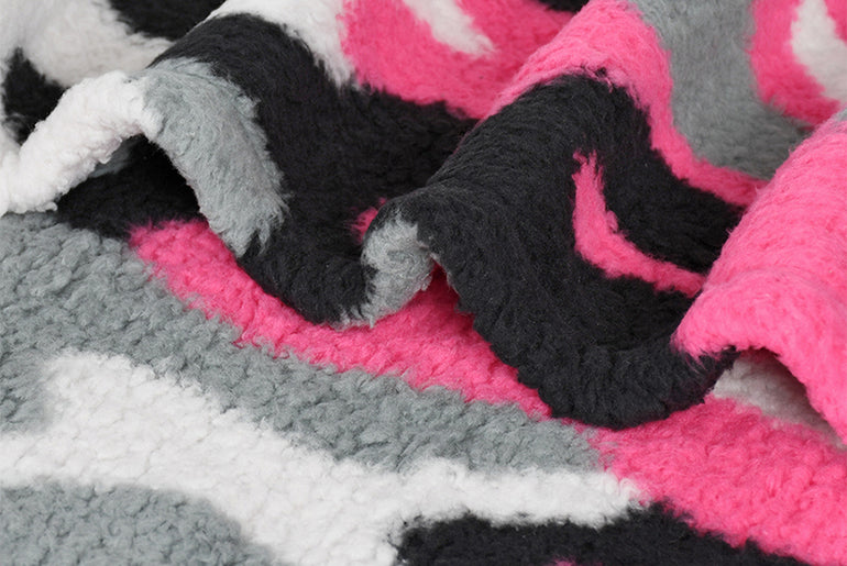 Camo Sherpa Summer Throw Blanket product image 13