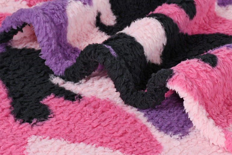 Camo Sherpa Summer Throw Blanket product image 14