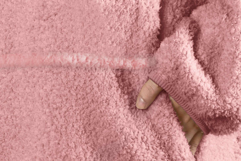Tirrinia Oversized Wearable Blanket Hoodie, Sherpa Fleece Home Blanket Sweatshirt, Cozy and Warm Blanket with Sleeves, the best gift for men and women.