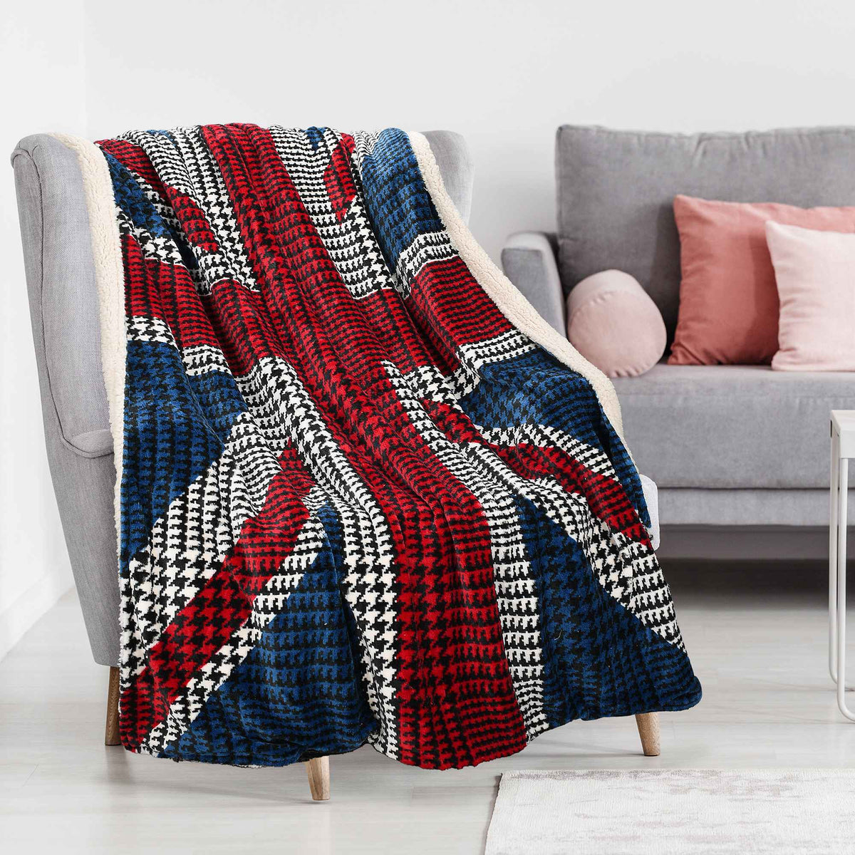 UK Flag Sherpa Throw Blanket product image 9