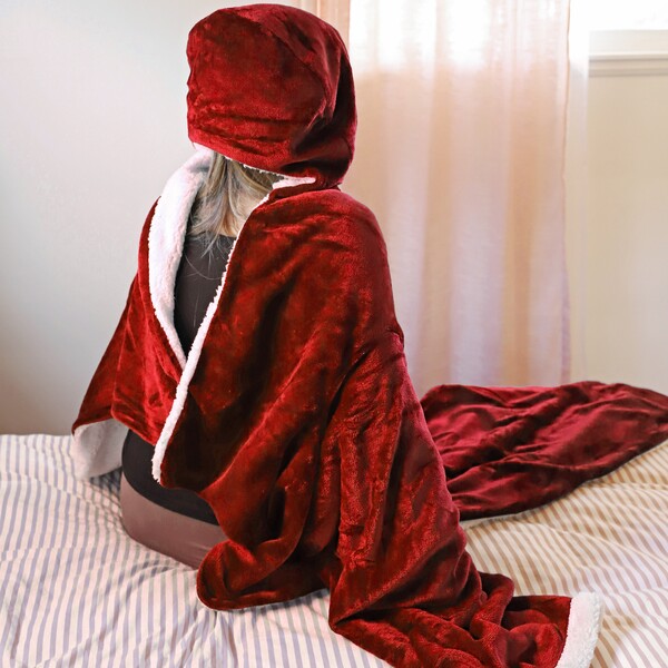 Sherpa Wearable Blanket With Hood product image 12